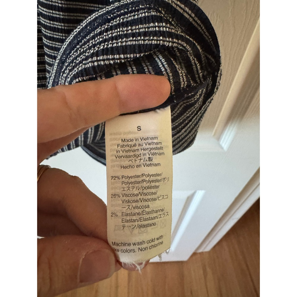 Texture & Thread Peasant Top In Stripe Size Small - image 4